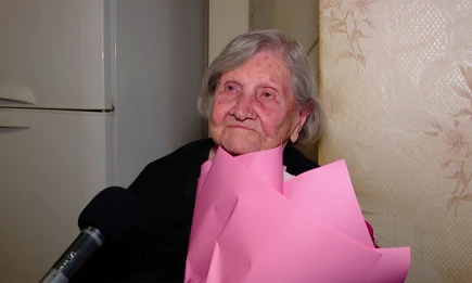 101-летнюю ветерана тыла Марию Шикунову из Нижнекамска поздравили с Днём пожилых людей - НТР 24