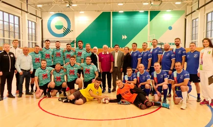 Товарищеский матч объединил администрацию Нижнекамска и бизнесменов - НТР 24