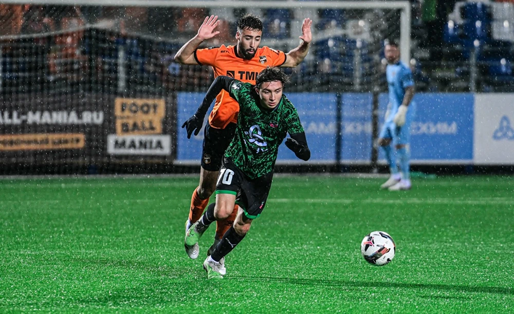 Футбольный матч «Нефтехимик» - «Урал» в Нижнекамске