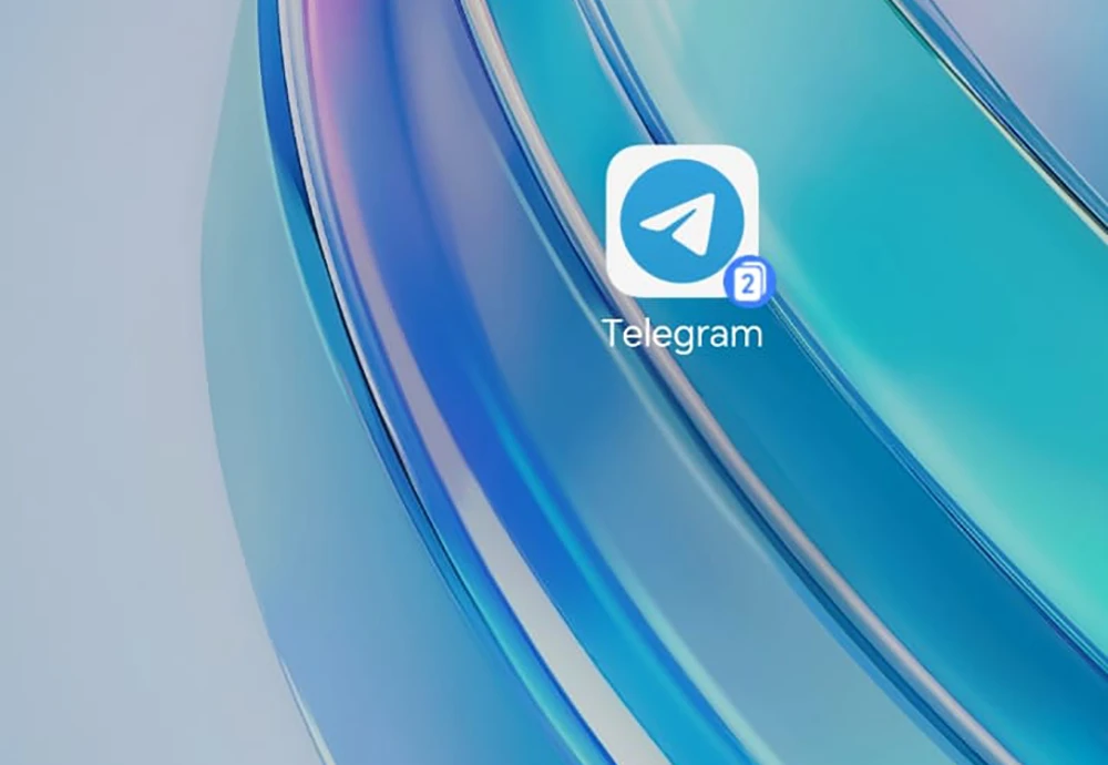 иконка Телеграм на экране смартфона