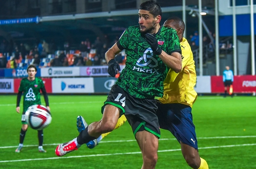 четвертьфинал Кубка России по футболу Нефтехимик - Ростов в Нижнекамске