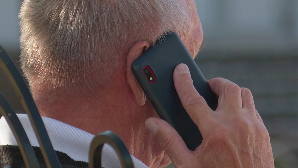 Смартфон в руке