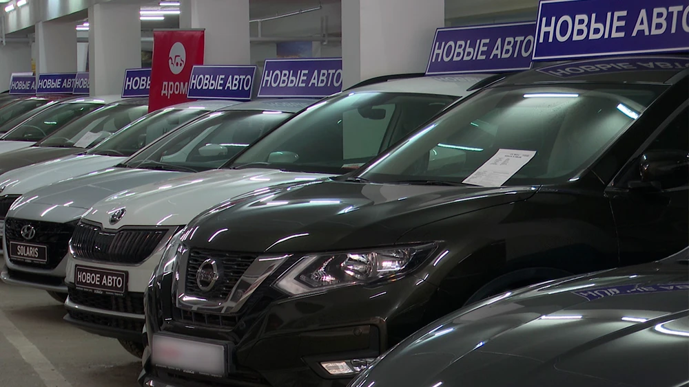 новые автомобили в автосалоне Нижнекамска