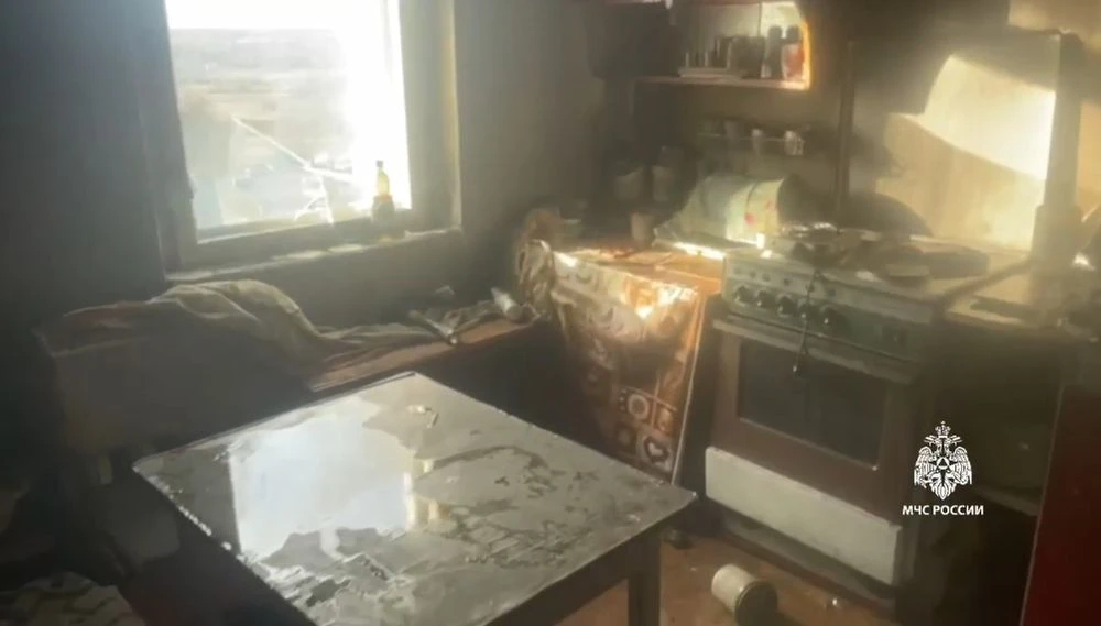 кухня после пожара в квартире Камских Полян