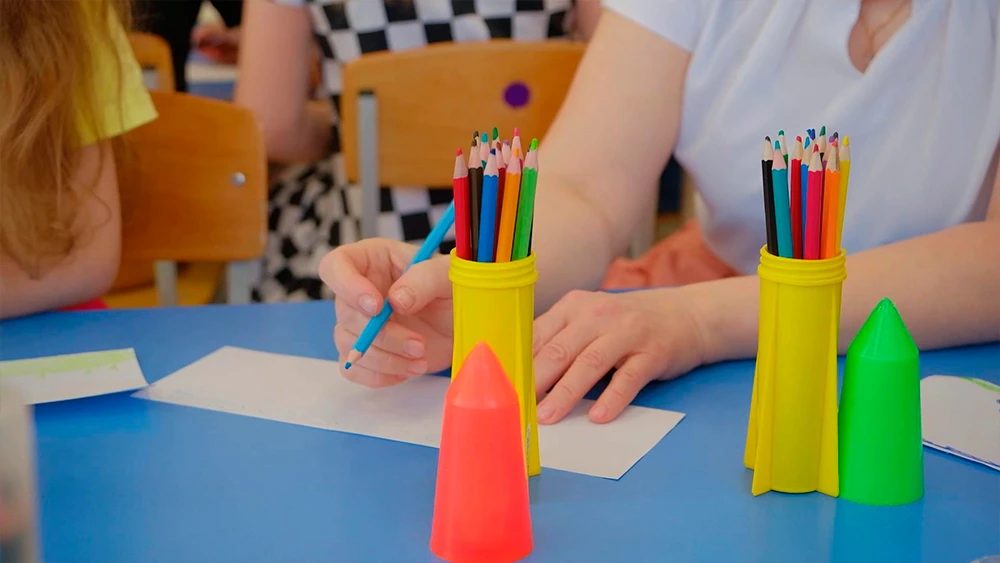 Дети рисуют