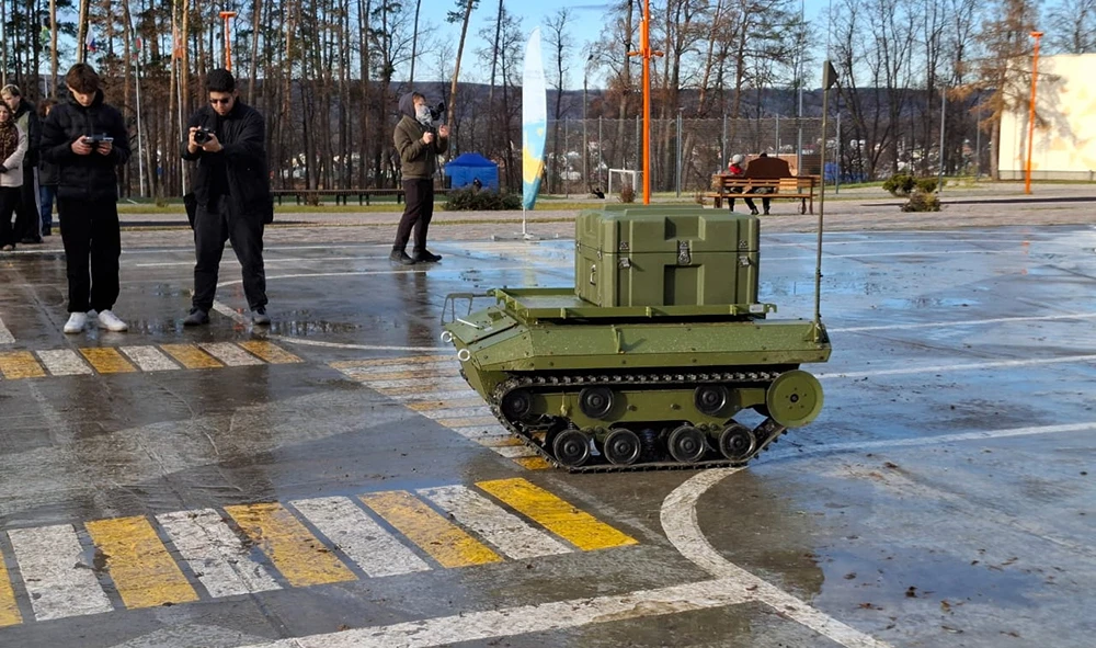 управление и инжиниринг беспилотных наземных систем