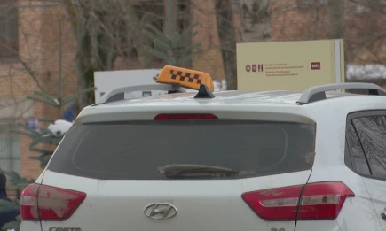 Самозанятым таксистам могут разрешить работать на иномарках по квоте 25% - НТР 24