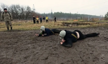 В нижнекамской «Гонке героев» впервые участвовали девушки - НТР 24