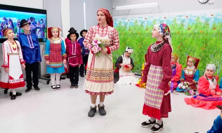 Фестиваль дружбы народов объединил учеников школы «Адымнар» в Нижнекамске - НТР 24