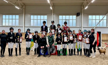 Нижнекамцы успешно выступили на соревнованиях по конкуру в Тукаевском районе - НТР 24