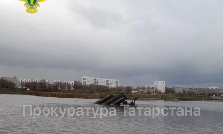 Трагедия в Челнах: водитель плавающего экскаватора утонул в Мелекеске - НТР 24