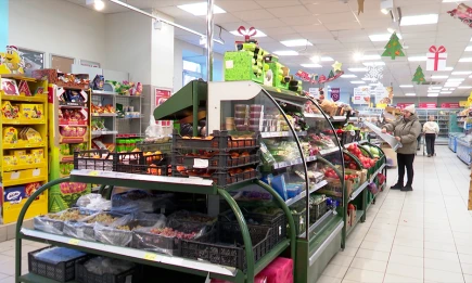 Экономист назвал способ сэкономить 90 тысяч рублей в год на покупках - НТР 24