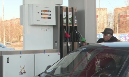 В Татарстане начал дешеветь бензин - НТР 24