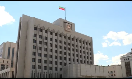 Фарид Мухаметшин поздравил татарстанцев с Днем флага РТ - НТР 24