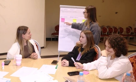 В Нижнекамске прошла осенняя сессия проекта «Молодёжная смена СИБУРа» - НТР 24