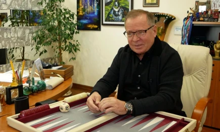 Чемпион мира по нардам Айрат Метшин зовет на «Кубок Закамья» в Нижнекамск - НТР 24