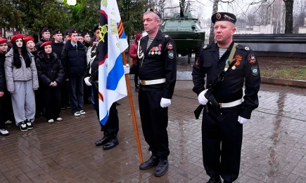 В Нижнекамске отметили 320-летие морской пехоты России - НТР 24