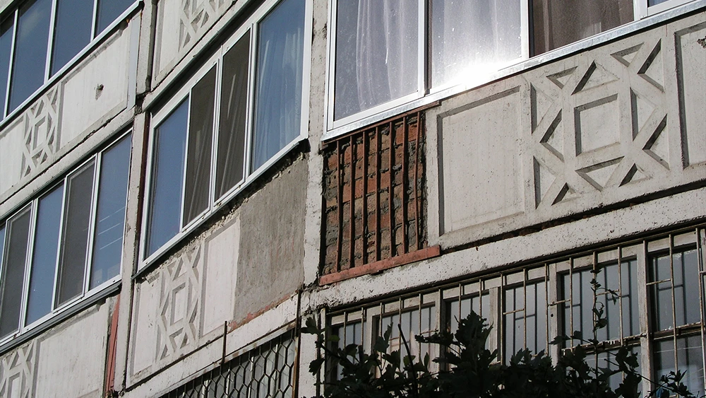 Балконы многоквартирного дома в Нижнекамске