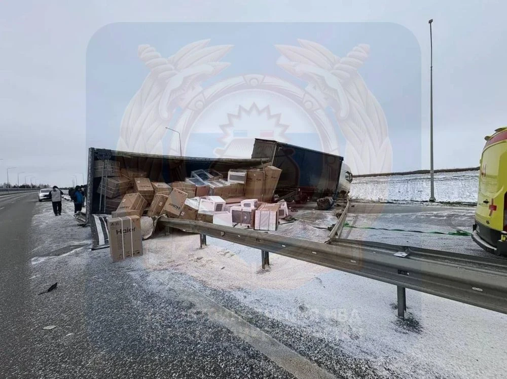 фура перекрыла дорогу в Татарстане ДТП 11 декабря 2025