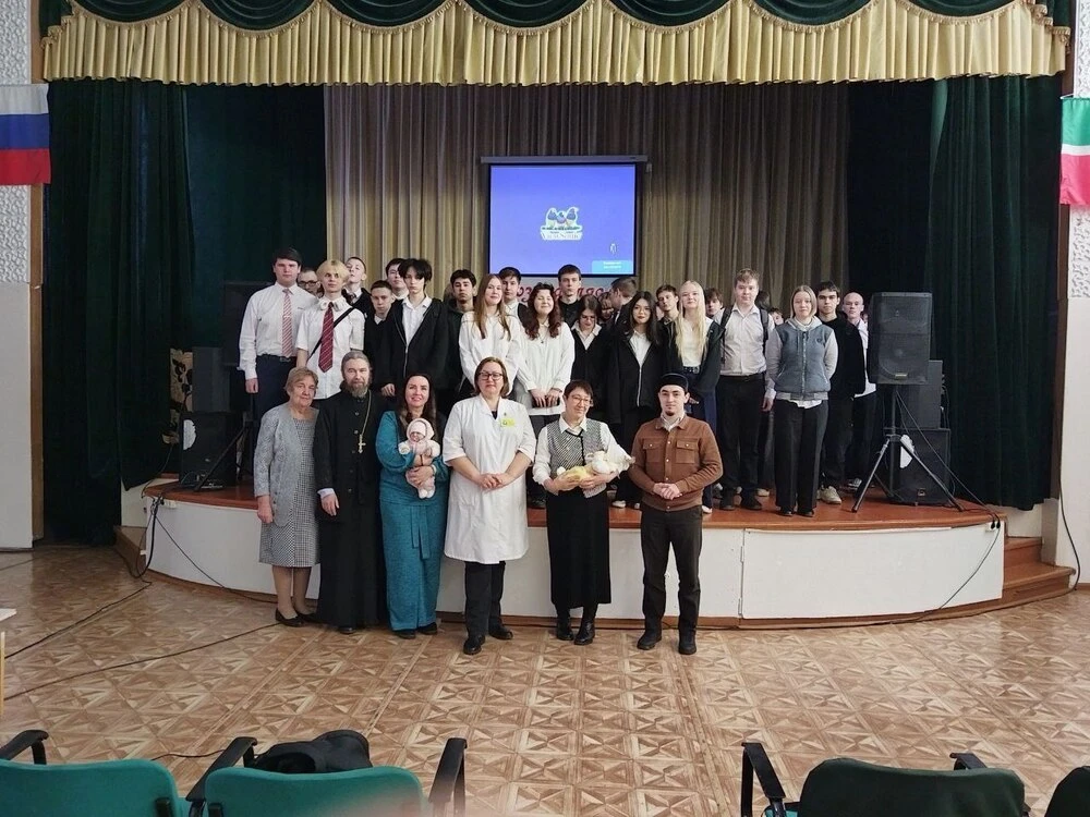 Студенты на семинаре для первокурсников, проходящего в рамках марафона «Я выбираю жизнь!»