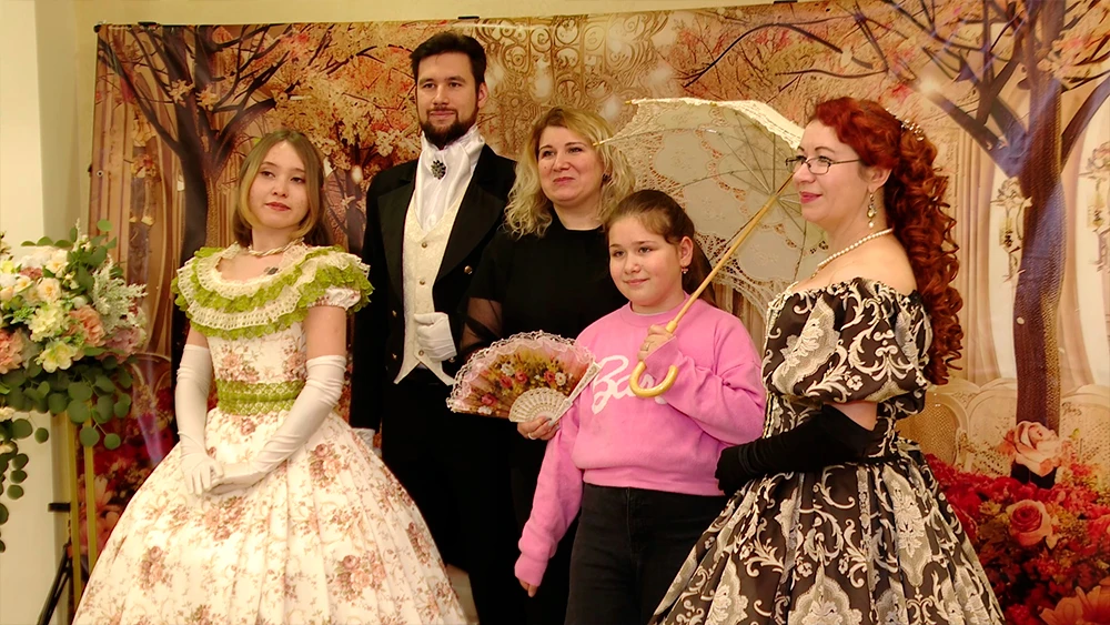 Фестиваль «Театр, мама, я» в Нижнекамске в День матери