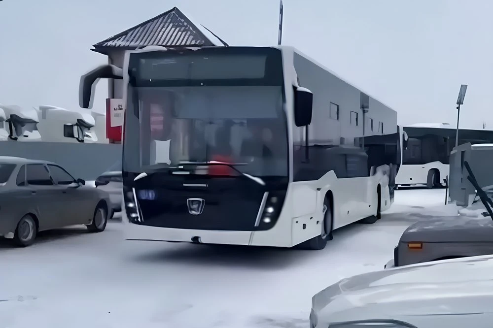 автобус НЕФАЗ в Нижнекамске для пригородных перевозок