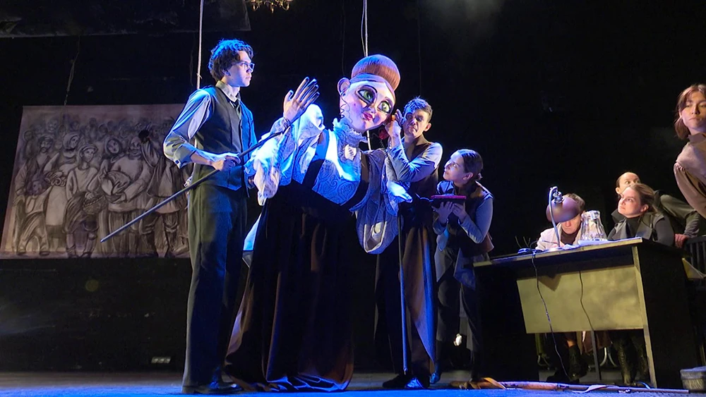 спектакль в ТЮЗ Нижнекамска