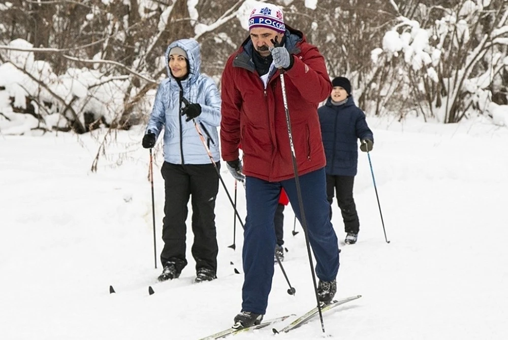 жители Нижнекамска на лыжах