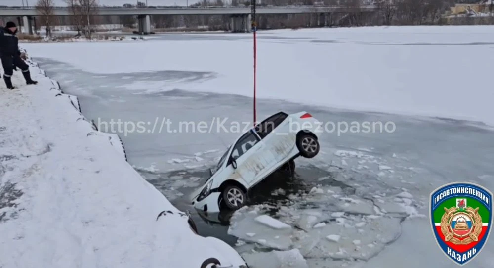 Hyundai Solaris достают из Казани