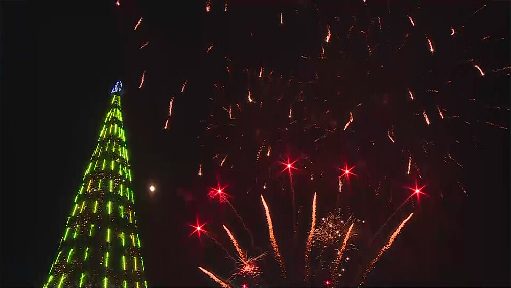 Фейерверк в честь Нового года