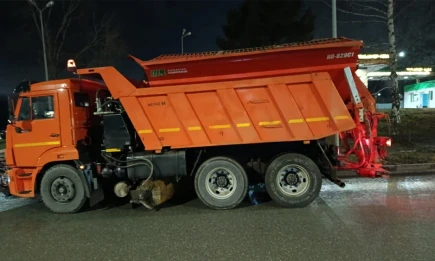 В Нижнекамске стартовали работы по обработке дорог от гололедицы - телеканал НТР 24