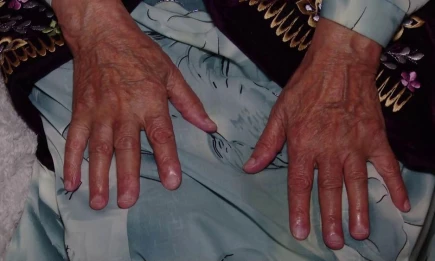 Мошенники звонят от имени администрации Нижнекамска, требуя «обновить ветеранское удостоверение» - телеканал НТР 24