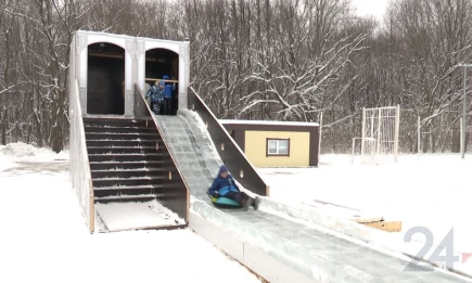 В двух парках Нижнекамска установили современные горки - телеканал НТР 24