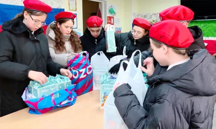 «Желаем победы»: гимназисты присоединились к сбору гуманитарной помощи - телеканал НТР 24