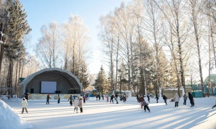 В Нижнекамске открылся каток в парке аттракционов - телеканал НТР 24