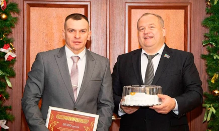 Семь нижнекамских аграриев отмечены как лучшие комбайнёры Татарстана - телеканал НТР 24