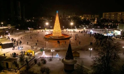 В Нижнекамске появился большой бесплатный открытый каток - телеканал НТР 24