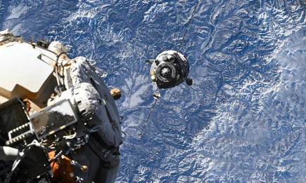 Татарстанский космонавт Сергей Рыжиков вернулся на Землю после 245 суток на орбите - телеканал НТР 24