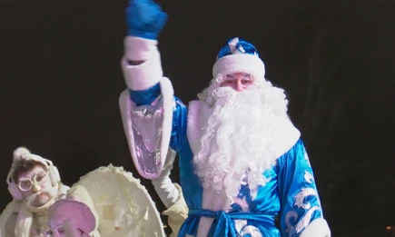 Встретить Деда Мороза на вокзал Казани пришли более 10 тысяч человек - телеканал НТР 24