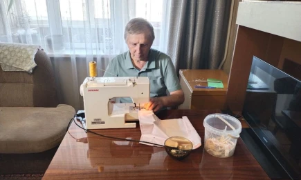 Супруги из Нижнекамска шьют бельё для госпиталей, где лечатся бойцы СВО - телеканал НТР 24