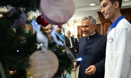 Рустам Минниханов исполнит желания детей в рамках акции «Ёлка желаний» - телеканал НТР 24