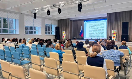 В Нижнекамске педагоги обсудили, как повысить интерес к татарскому языку - НТР 24