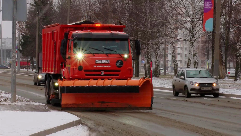 Уборка снега в Нижнекамске