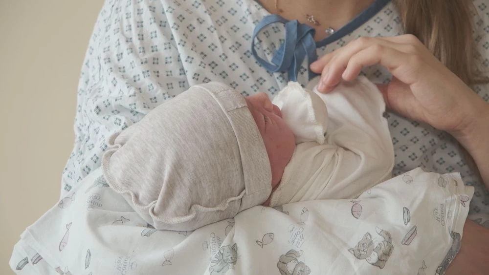 новорожденный ребёнок