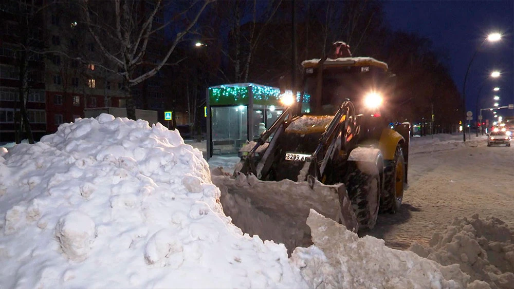 Уборка снега в Нижнекамске
