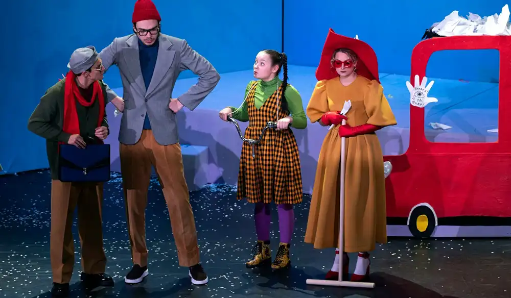 Спектакль ТЮЗ Нижнекамска