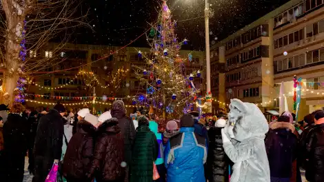 Двор из Нижнекамска борется за победу в конкурсе «А у нас во дворе — 2026» - телеканал НТР 24