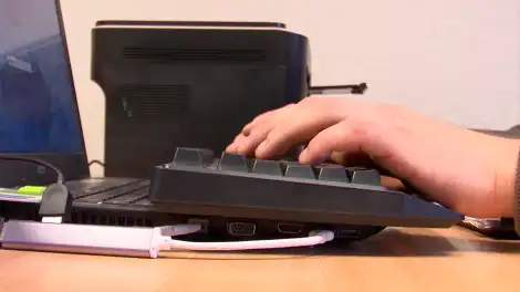 Зарплаты инженеров и IT-специалистов могут вырасти на 15% в 2026 году - телеканал НТР 24