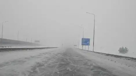 Трассу Чистополь – Нижнекамск из-за метели закрыли для автобусов и грузовиков - телеканал НТР 24