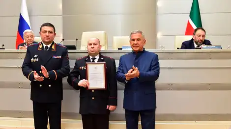 Нижнекамский участковый награждён благодарственным письмом раиса Татарстана - телеканал НТР 24
